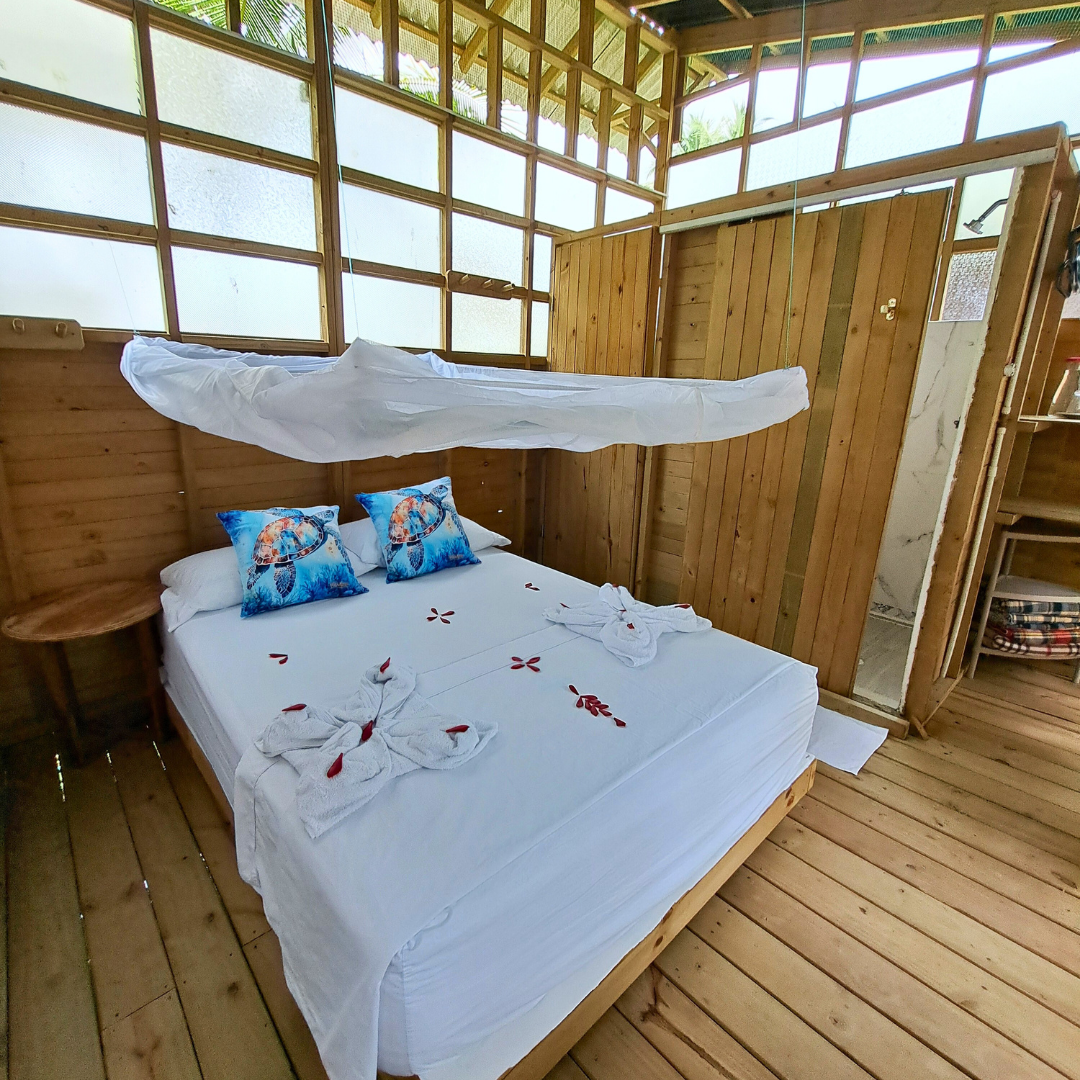 Cabana_familiar_Venecia4_interior2 Cabaña familiar en El Valle, Bahía Solano. Es un alojamiento frente al mar, elegible para planes todo incluido.